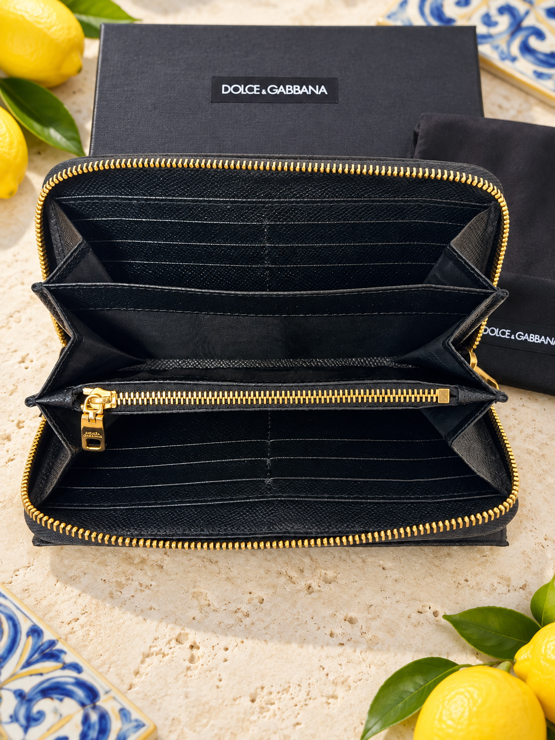 Dolce & Gabbana DG Family Dauphine Zip Around Wallet