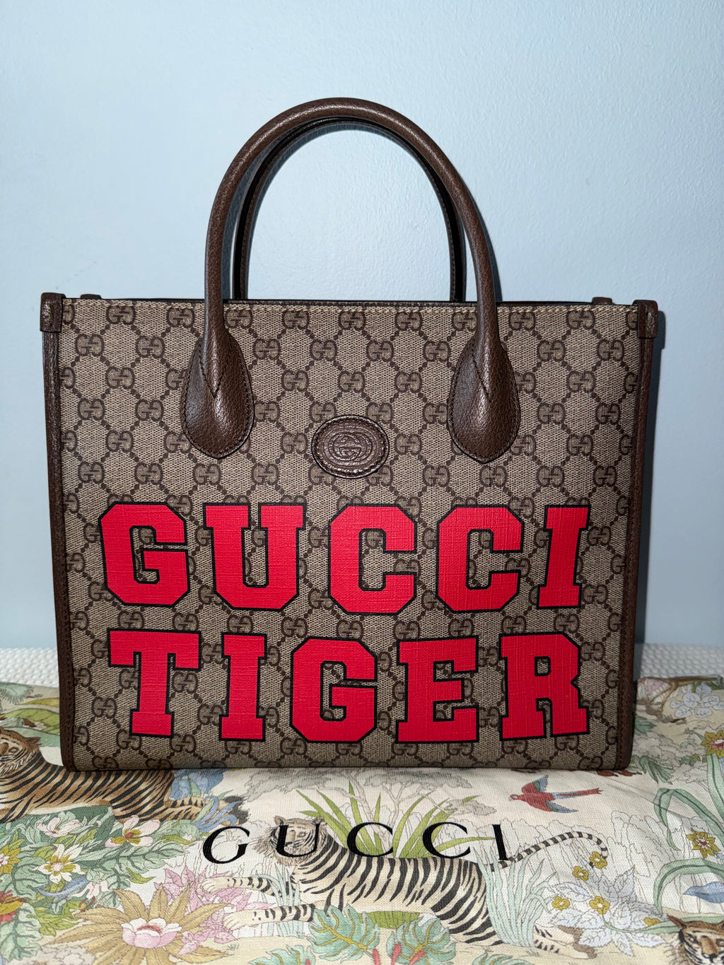 Gucci Tiger GG Supreme Tote