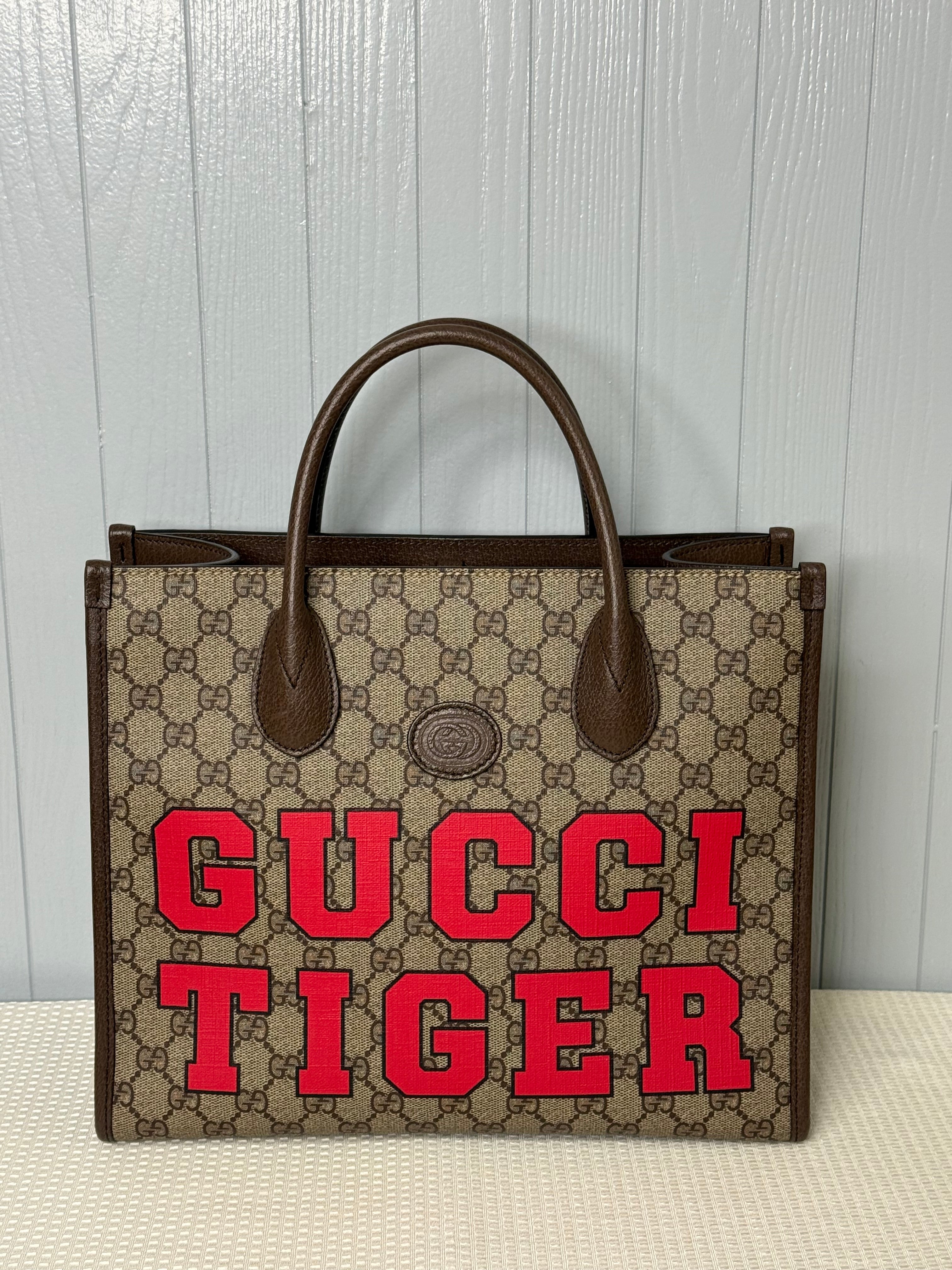 Gucci Tiger GG Supreme Tote